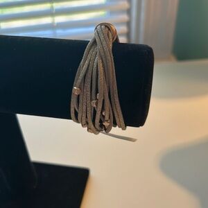 Magnetic bracelet
